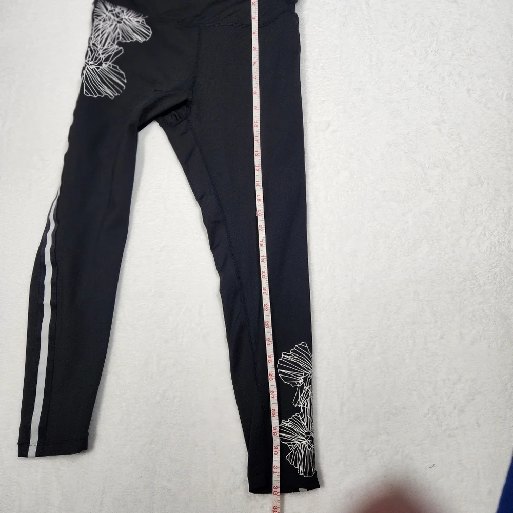 Calvin Klein Performance Wick  YOGA Leggings Joggers Size Medium NWOT